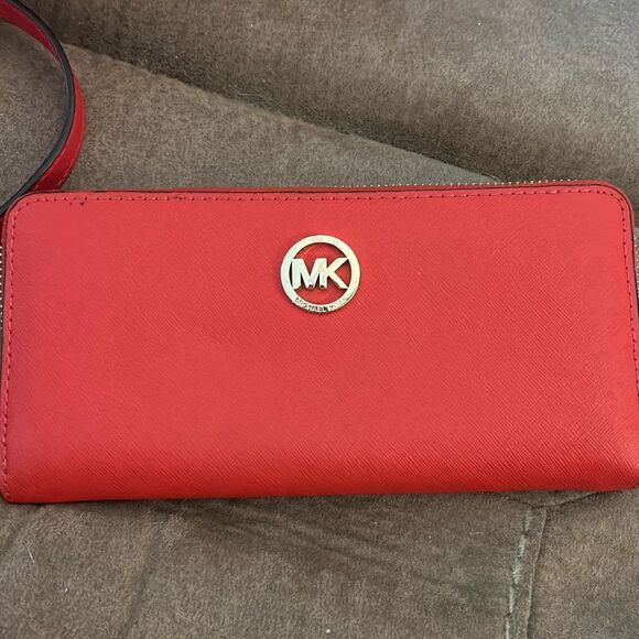 Red Michael Kors Satchel with Matching Wallet & Original Strap. - Picture 3 of 9